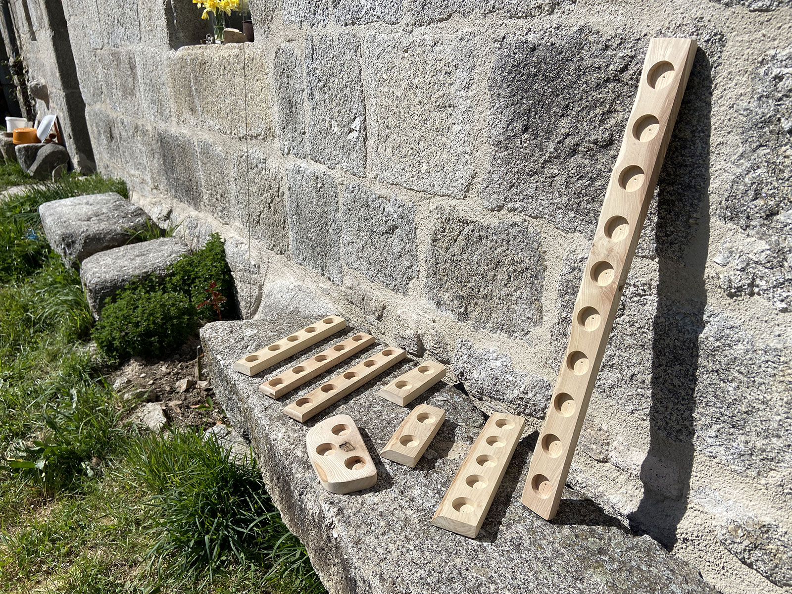 Chemin de lumi&egrave;re : les porte-bougies en ligne