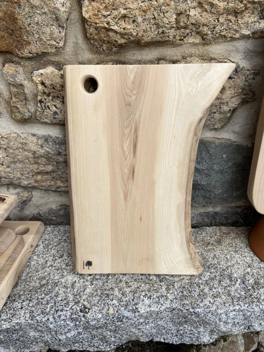 Plateau de service en fr&ecirc;ne de l'Aubrac Barthe