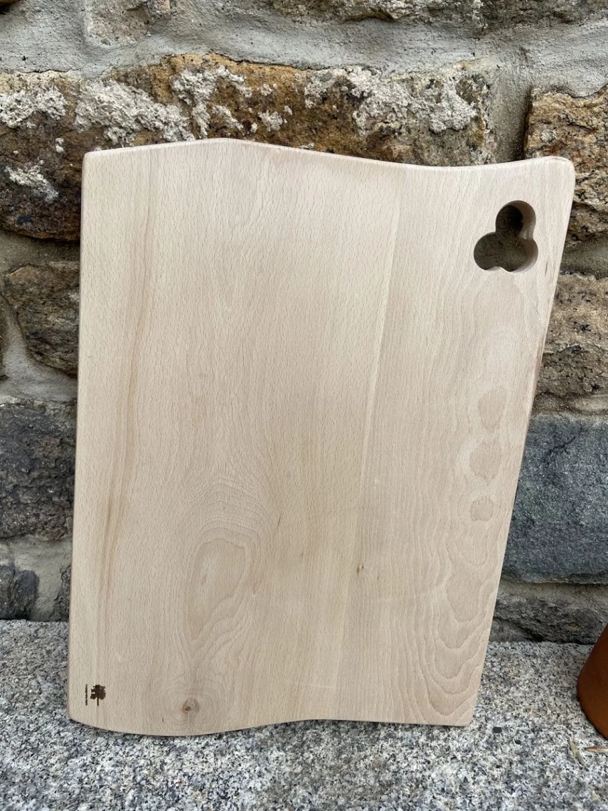 Planche de service g&eacute;ante en fr&ecirc;ne massif de l'Aubrac Azidiols