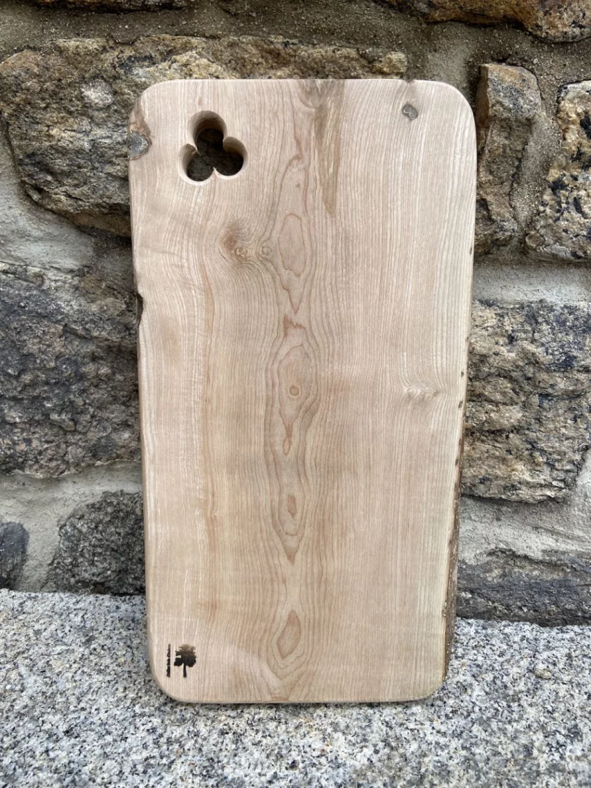 Planche &agrave; d&eacute;couper en fr&ecirc;ne massif de l'Aubrac Heybinade