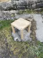 Table basse carr&eacute;e en bois massif de l'Aubrac 40cm x 40cm x 40cm