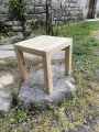 Table basse carr&eacute;e en bois massif de l'Aubrac 40cm x 40cm x 40cm