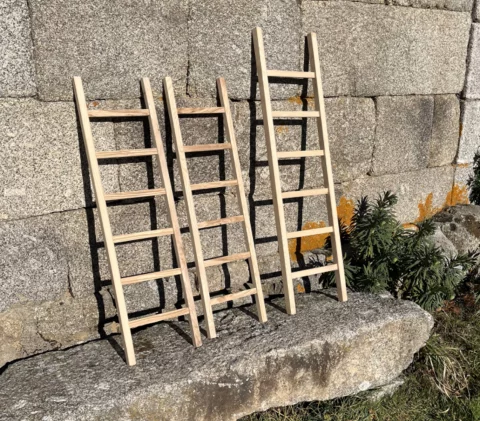 Echelles de dcoration en bois de frne