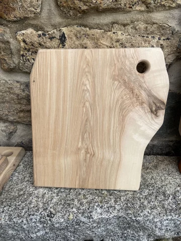 Plateau de service en fr&ecirc;ne de l'Aubrac Marancel